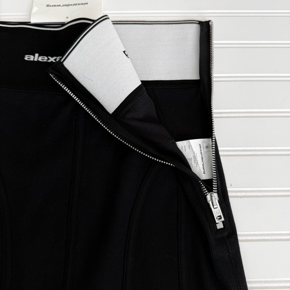 Alexander Wang Black High-Waist Mini Skirt - Picture 5 of 10